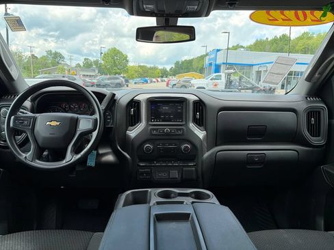 Used 2022 Chevrolet Silverado 2500 Custom w/ Custom Value Package AWD/4WD image 19