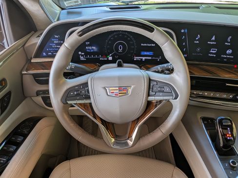 Used 2024 Cadillac Escalade Sport Platinum w/ LPO, ONYX Package AWD/4WD image 25