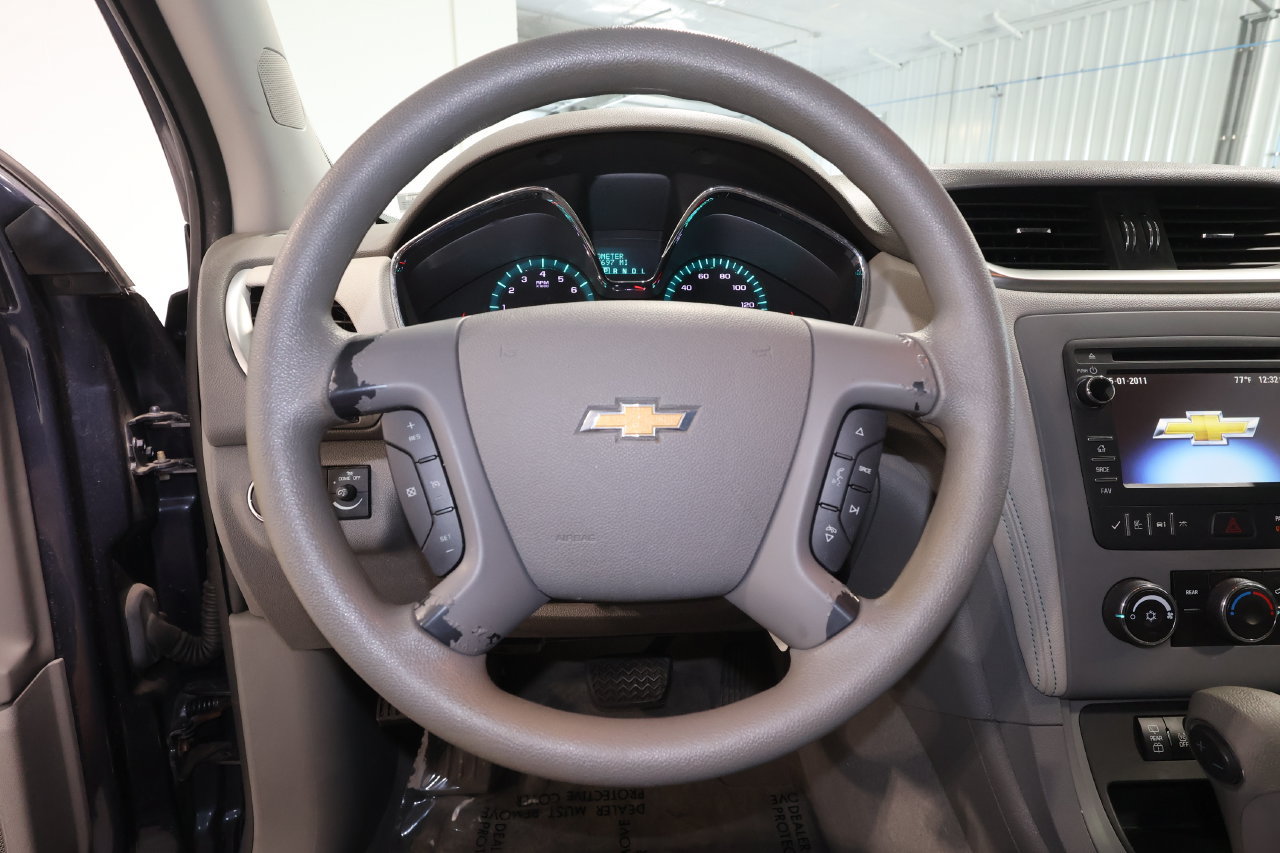 Used 2013 Chevrolet Traverse LS AWD/4WD image 7