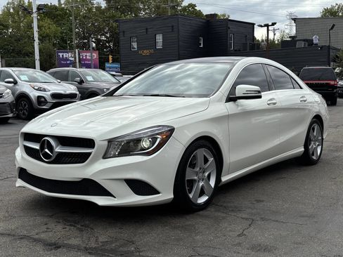 Used 2014 Mercedes-Benz CLA 250 4MATIC image 4