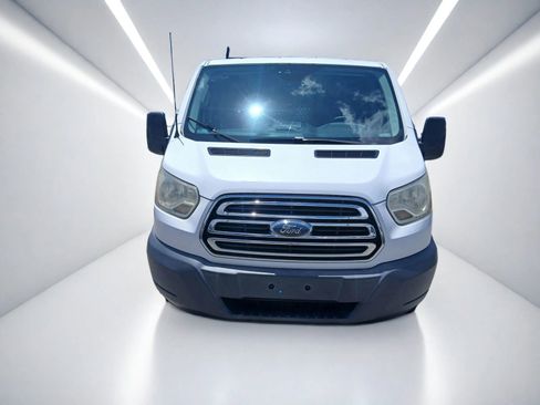 Used 2017 Ford Transit 250 130 Low Roof w/ Exterior Upgrade Package RWD image 3