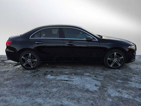 Used 2022 Mercedes-Benz A 220 4MATIC image 2