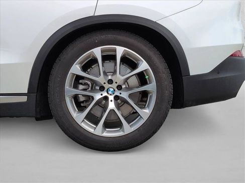 Certified 2026 BMW X5 xDrive50e w/ Climate Comfort Package AWD/4WD image 26