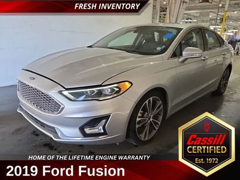 Used 2019 Ford Fusion Titanium image 1