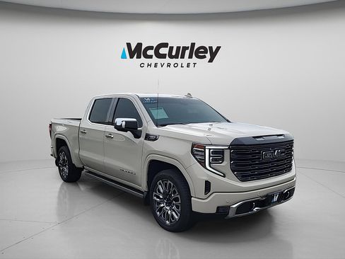 Used 2026 GMC Sierra 1500 Denali Ultimate AWD/4WD image 1