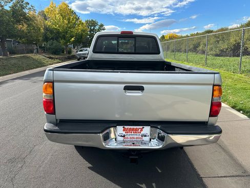 Used 2001 Toyota Tacoma 4x4 Xtracab image 4