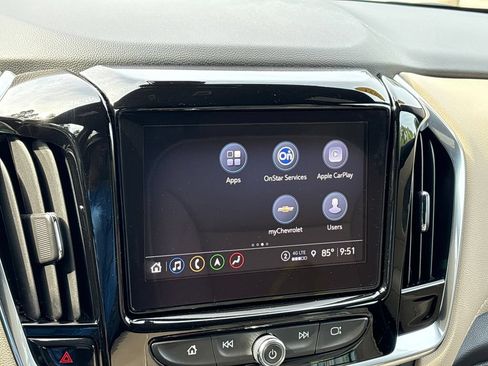 Used 2023 Chevrolet Traverse Premier FWD image 42
