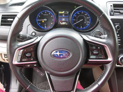 Used 2018 Subaru Legacy 2.5i Limited image 11