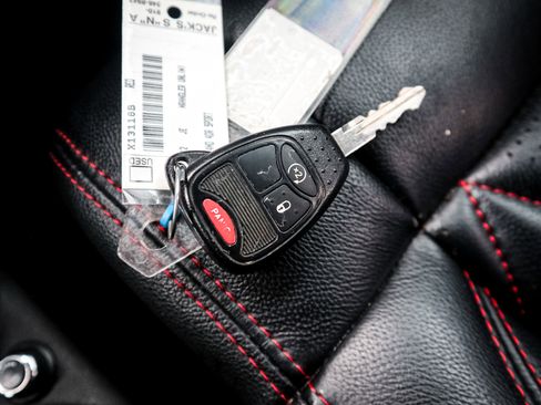 Used 2012 Jeep Wrangler Unlimited Sport AWD/4WD image 35