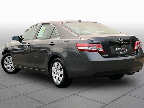 Used 2010 Toyota Camry FWD image 11
