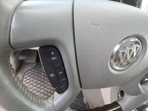 Used 2014 Buick Enclave Leather FWD image 16