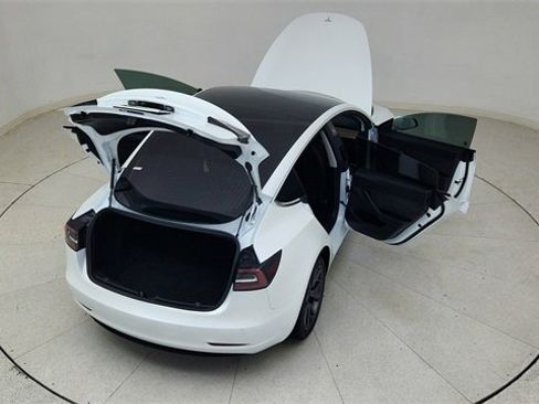 Used 2020 Tesla Model 3 Standard Range Plus image 85