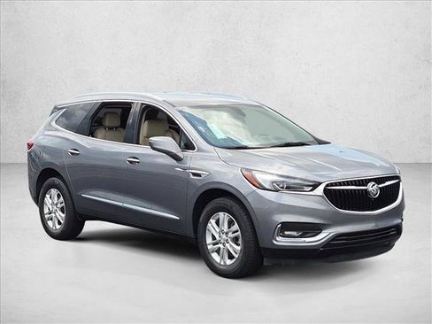 Used 2020 Buick Enclave Essence w/ Sound and Sites Package FWD image 3