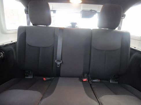 Used 2017 Jeep Wrangler Unlimited Sport image 4