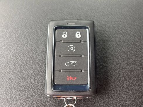New 2026 Jeep Grand Cherokee Altitude RWD image 25