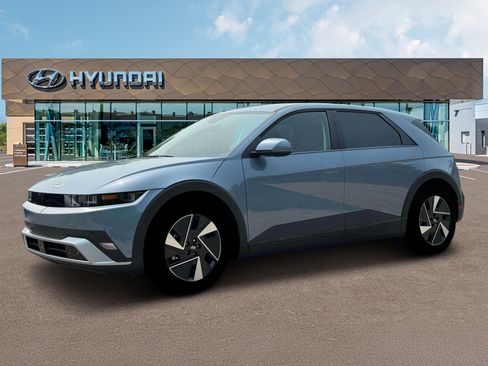 New 2026 Hyundai Ioniq 5 SE AWD/4WD image 2