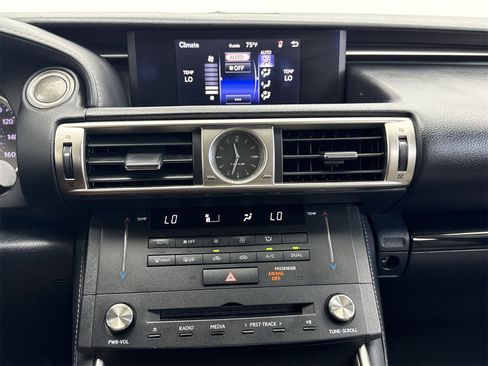 Used 2016 Lexus IS 200t image 27