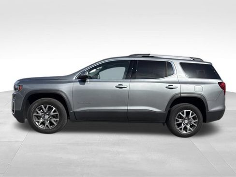 Used 2023 GMC Acadia SLT FWD image 10