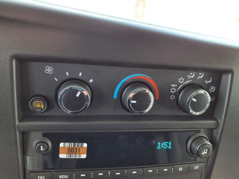 New 2026 GMC Savana 3500 w/ Driver Convenience Package image 5