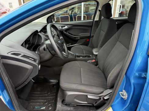 Used 2015 Ford Focus SE FWD image 11