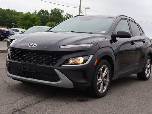 Used 2023 Hyundai Kona SEL w/ Cargo Package AWD/4WD image 4