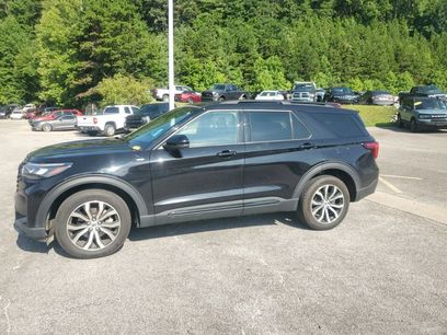 Used 2025 Ford Explorer ST-Line