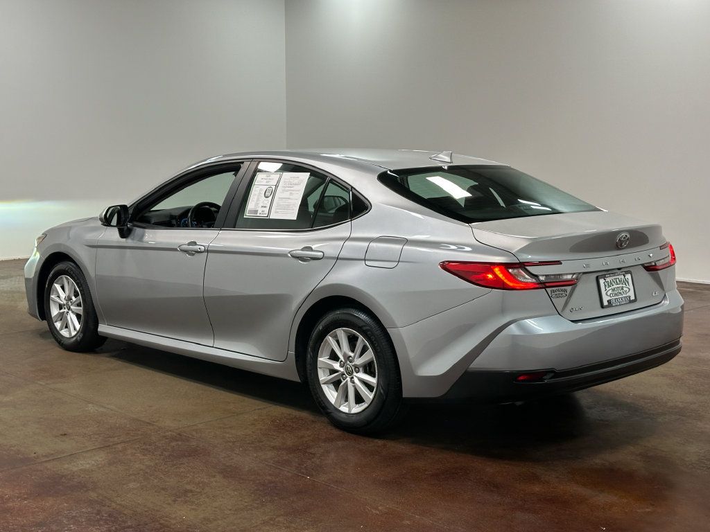 Used 2025 Toyota Camry LE FWD image 30