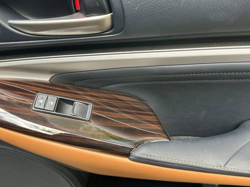 Used 2019 Lexus RC 300 w/ Premium Package RWD image 20