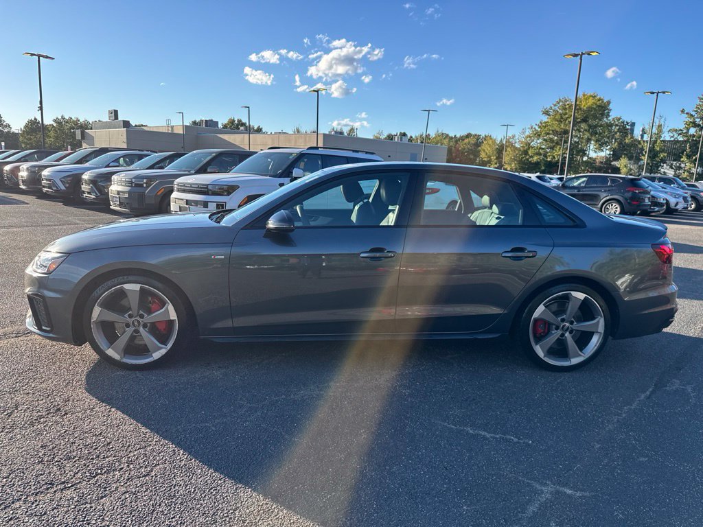 Used 2023 Audi A4 2.0T Premium Plus AWD/4WD image 3