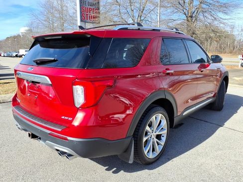 Used 2022 Ford Explorer Platinum w/ Equipment Group 601A AWD/4WD image 16