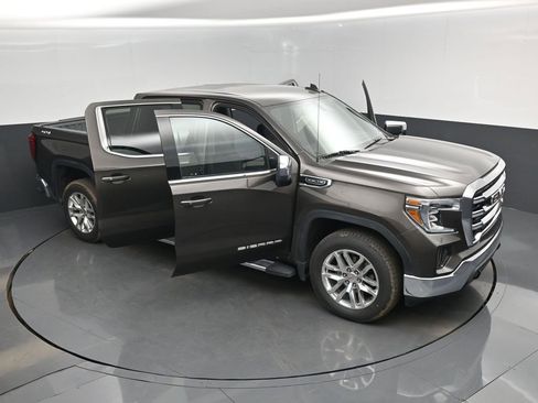 Used 2019 GMC Sierra 1500 SLE w/ SLE Value Package image 19