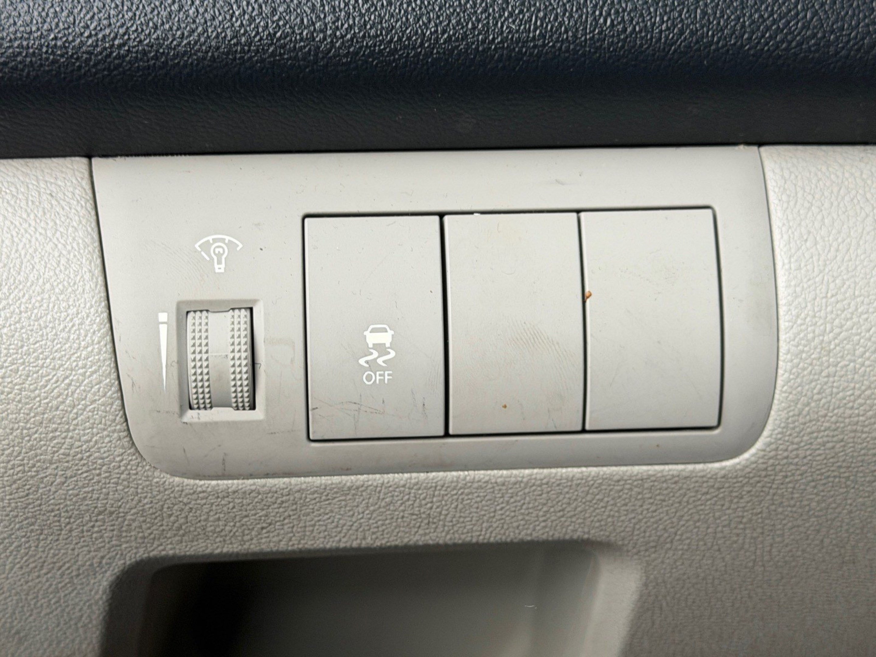 Used 2011 Kia Forte LX FWD image 16