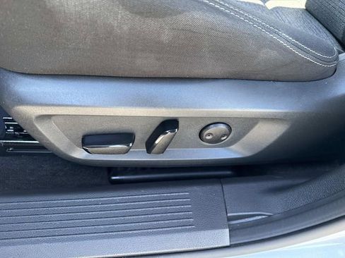 Used 2023 Nissan Rogue SV image 20