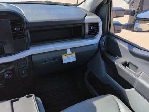 New 2026 Ford F250 XL image 17