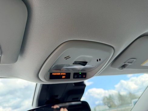 New 2026 Chevrolet Trax LT w/ Driver Confidence Package FWD image 27