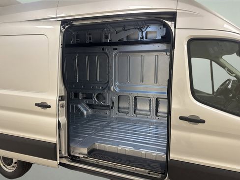 New 2026 Ford Transit 250 148 High Roof image 8