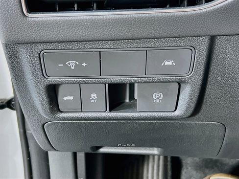 Used 2023 Hyundai Sonata SEL w/ Convenience Package FWD image 10