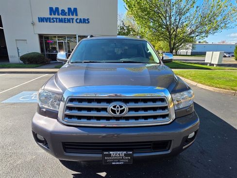 Used 2011 Toyota Sequoia Platinum AWD/4WD image 5