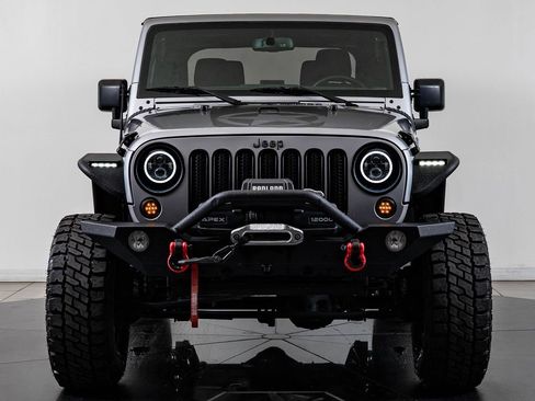 Used 2017 Jeep Wrangler Sport w/ Quick Order Package 24S AWD/4WD image 2