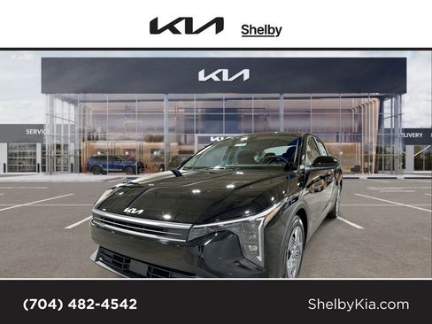 New 2025 Kia K4 LX image 1