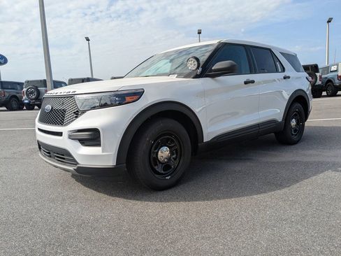 New 2026 Ford Explorer 4WD Police Interceptor image 8