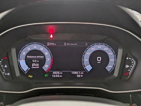 Certified 2025 Audi Q3 2.0T Premium w/ Convenience Package image 11