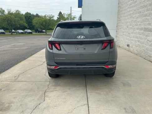 Certified 2024 Hyundai Tucson SEL FWD image 8