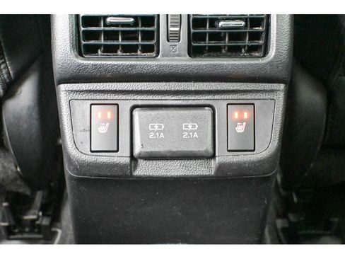Used 2019 Subaru Outback 2.5i Limited AWD/4WD image 29