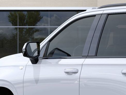 New 2026 Cadillac Escalade Platinum Sport w/ LPO, ONYX Package image 13