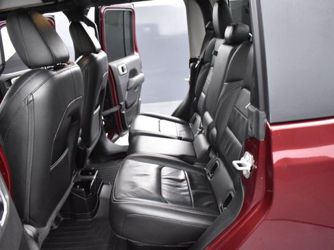 Used 2021 Jeep Gladiator Overland w/ Popular Equipment Package image 25