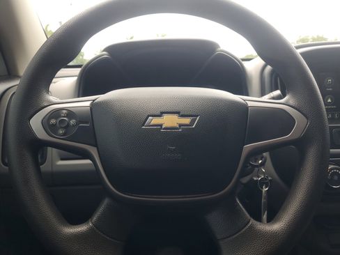 Used 2019 Chevrolet Colorado W/T w/ WT Convenience Package RWD image 22