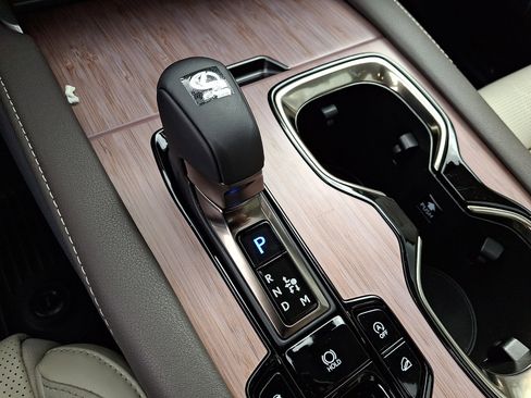 Used 2025 Lexus RX 350 AWD w/ Convenience Package image 16