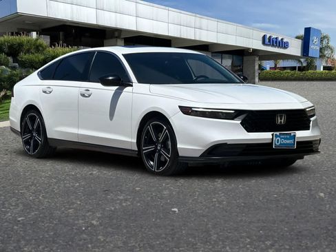 Used 2024 Honda Accord Sport image 9