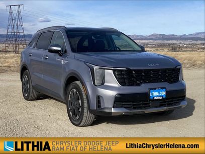 Used 2024 Kia Sorento S w/ Panoramic Sunroof Package